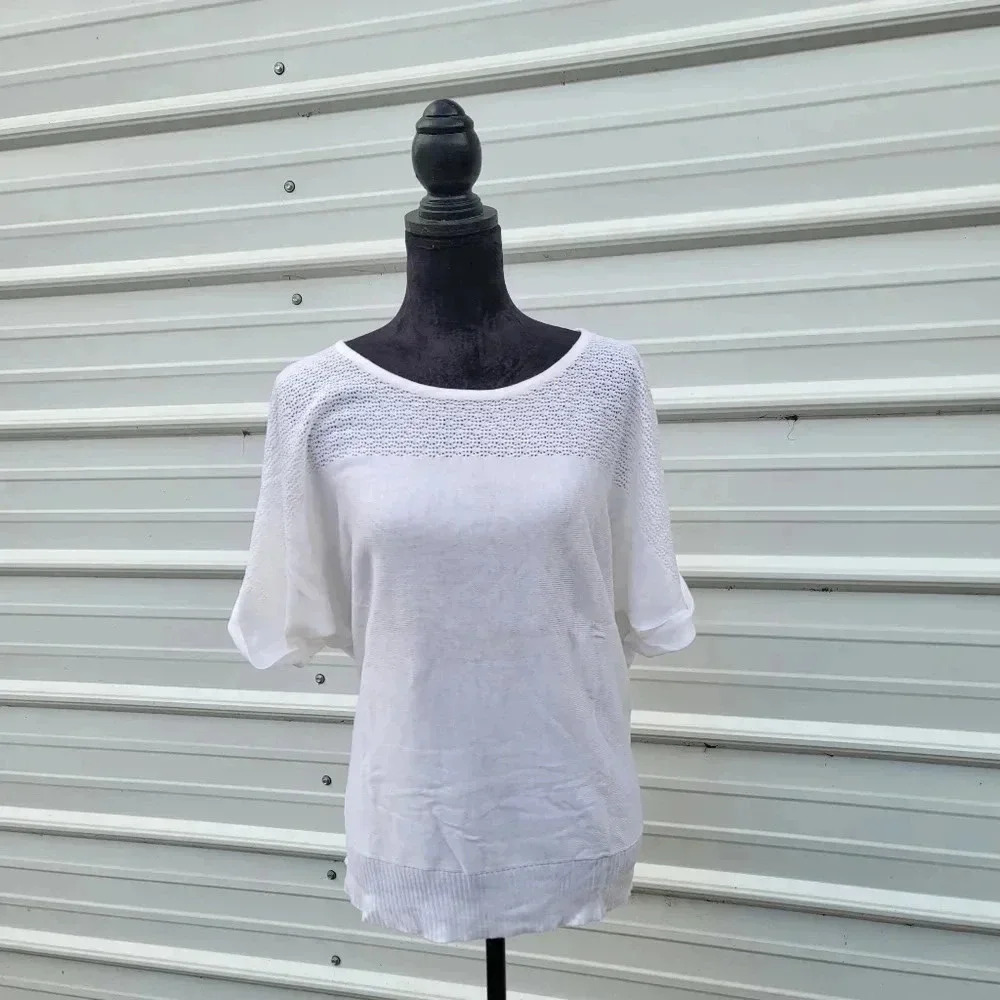 New York & Company Women's White Sweater Thin Knit